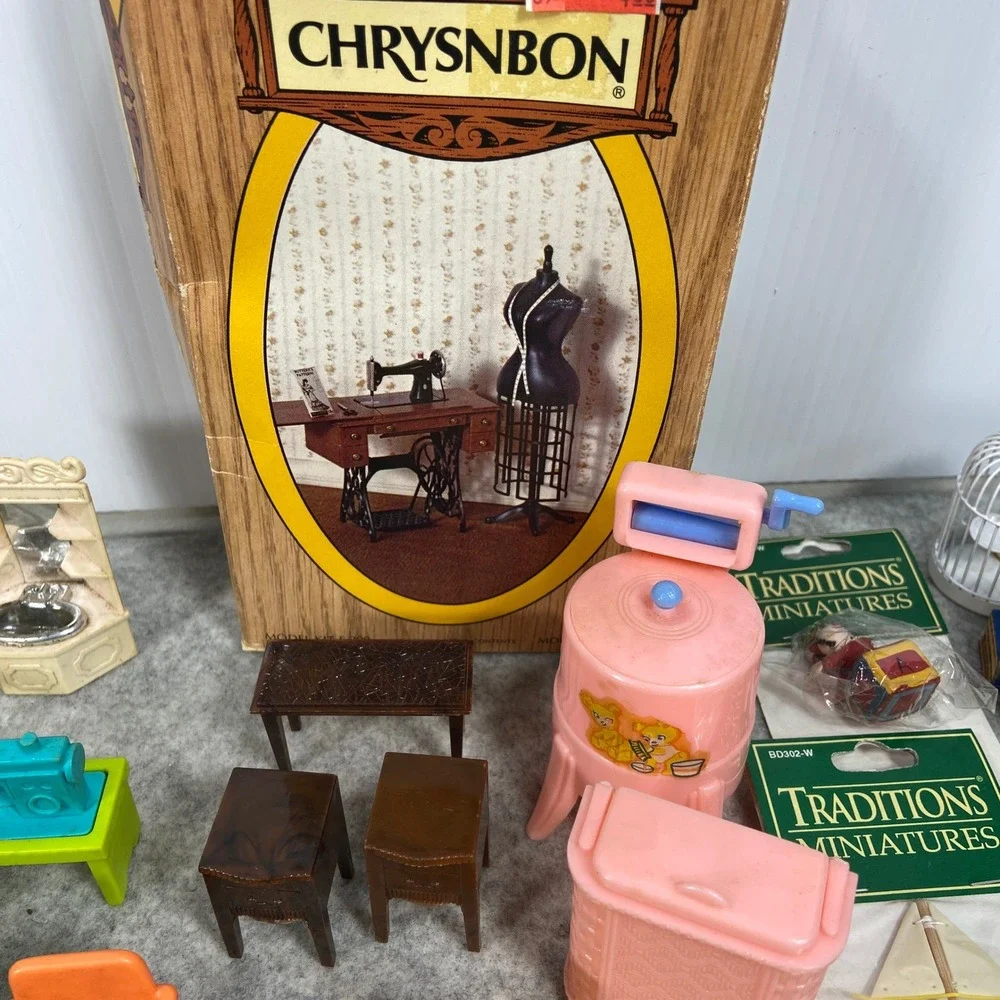 VTG Lot Dollhouse Furniture Accessories‎ Renwal BEST Tootsietoy Mattel Superior